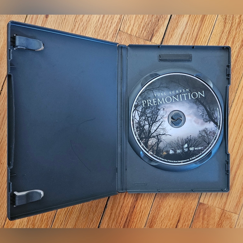 Premonition DVD Full Screen - Picture 3 of 3